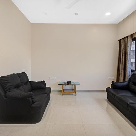 Clubhouse Hotel Raajpath Βαντοντάρα Εξωτερικό φωτογραφία